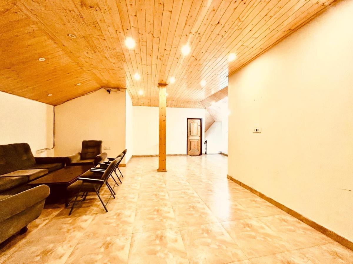 Hotel Hadimba Home - In City Center Manali  Bagian luar foto