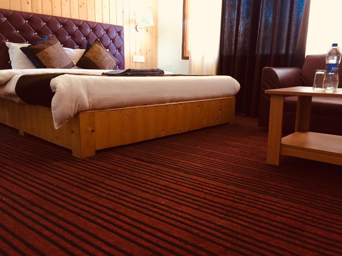 Hotel Hadimba Home - In City Center Manali  Bagian luar foto