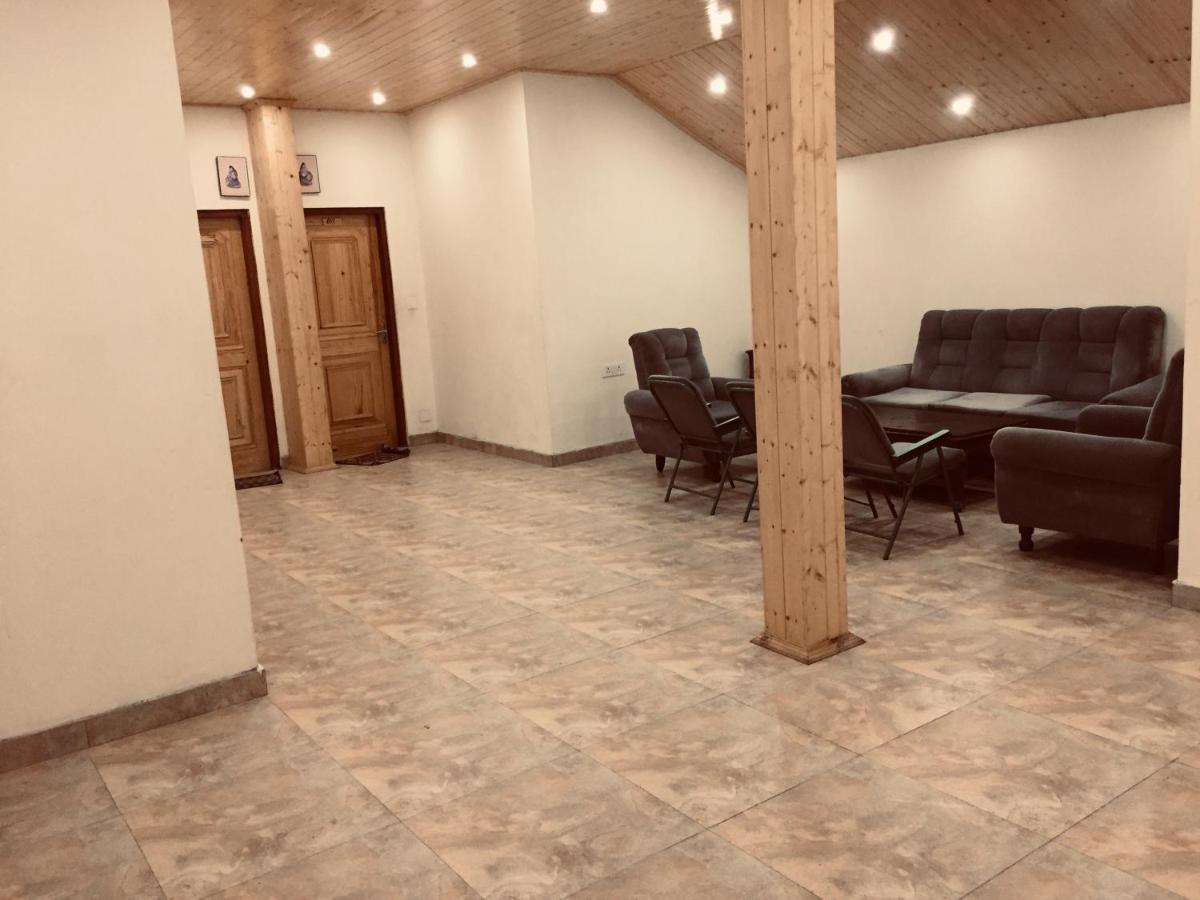 Hotel Hadimba Home - In City Center Manali  Bagian luar foto